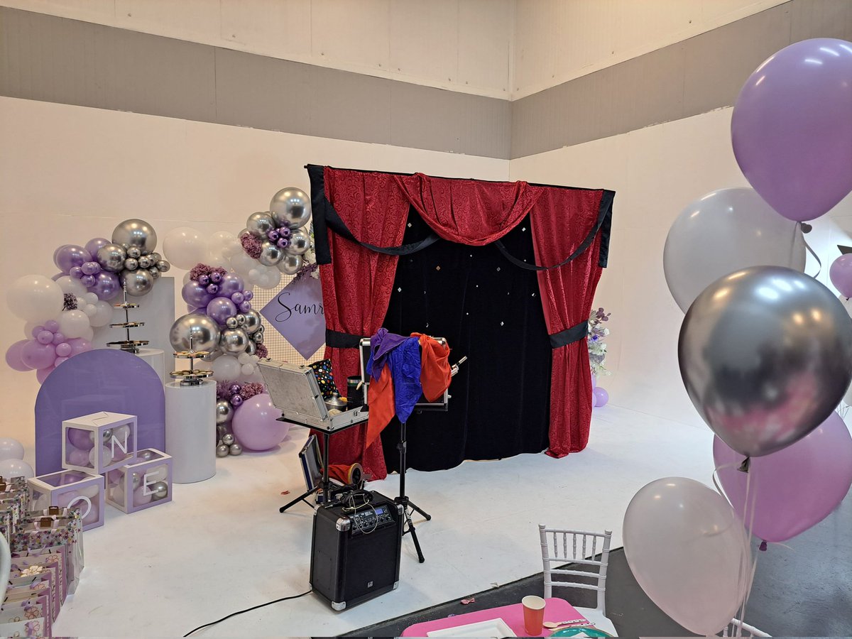 Simonmagic1's tweet image. Hanging out yesterday