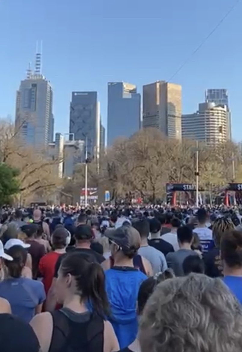sebpollngton's tweet photo. Talking of marathon ⁦⁦⁦@LondonMarathon⁩  - huge congratulations ⁦@tom_pollington⁩ on today’s Melbourne half-marathon finishing 1:45:58 ⁦@melbmara⁩ #MelbourneMarathon #Festival in ⁦⁦@MCG⁩ 🏃🏼‍♂️#FlyingFlag 🇬🇧 #Australia #DownUnder 🇦🇺 https://t.co/E2MG6DuhB8