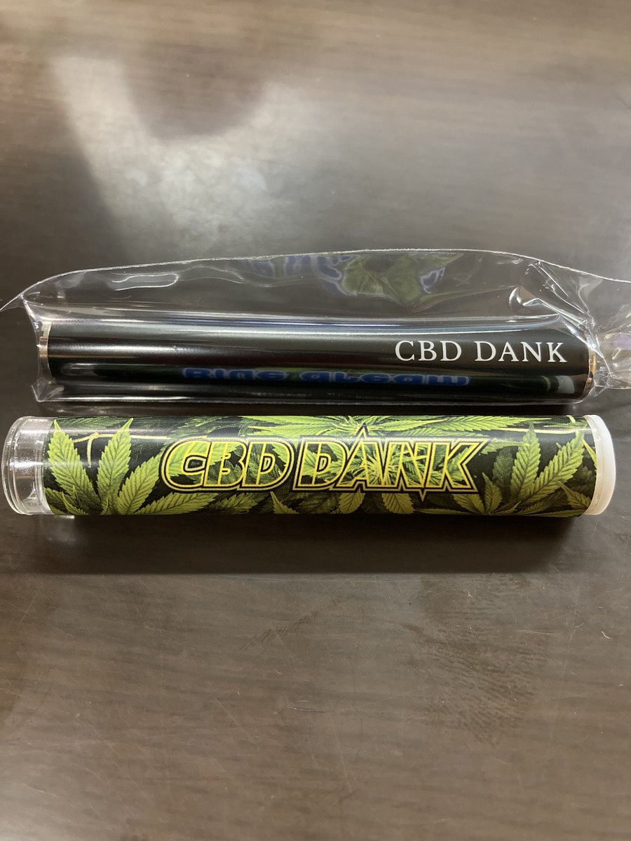 MM_DSYN's tweet photo. 昨日、＠cbd_dankoffical さんのリキッドが届きました！
バッテリーも付いており、届いてすぐに試すことができました( ＾∀＾)
吸い心地もよく、最高の週末になりました！
ありがとうございます https://t.co/PEqpApKo01