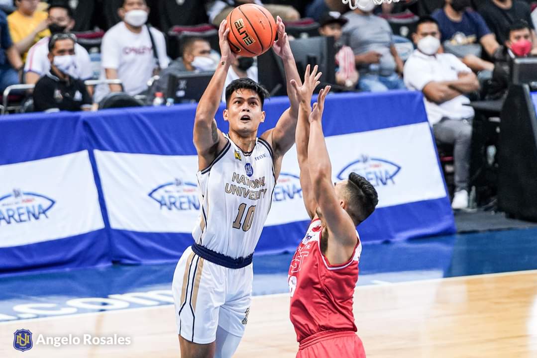 JlcianPh's tweet photo. Congratulations NUMBT' as their first win against UE on UAAP Season 85! 🥳🏀🔥
And ofc to our King JLC so proud of you!👏✨❤️‍🔥

📸 Angelo Rosales

#UAAPSeason85 
#NUBulldogs
#JLC https://t.co/jOAedk6leB