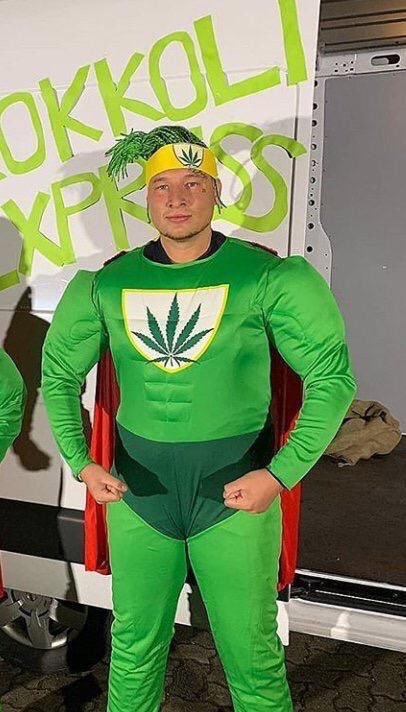 Gucci Günter tweet media