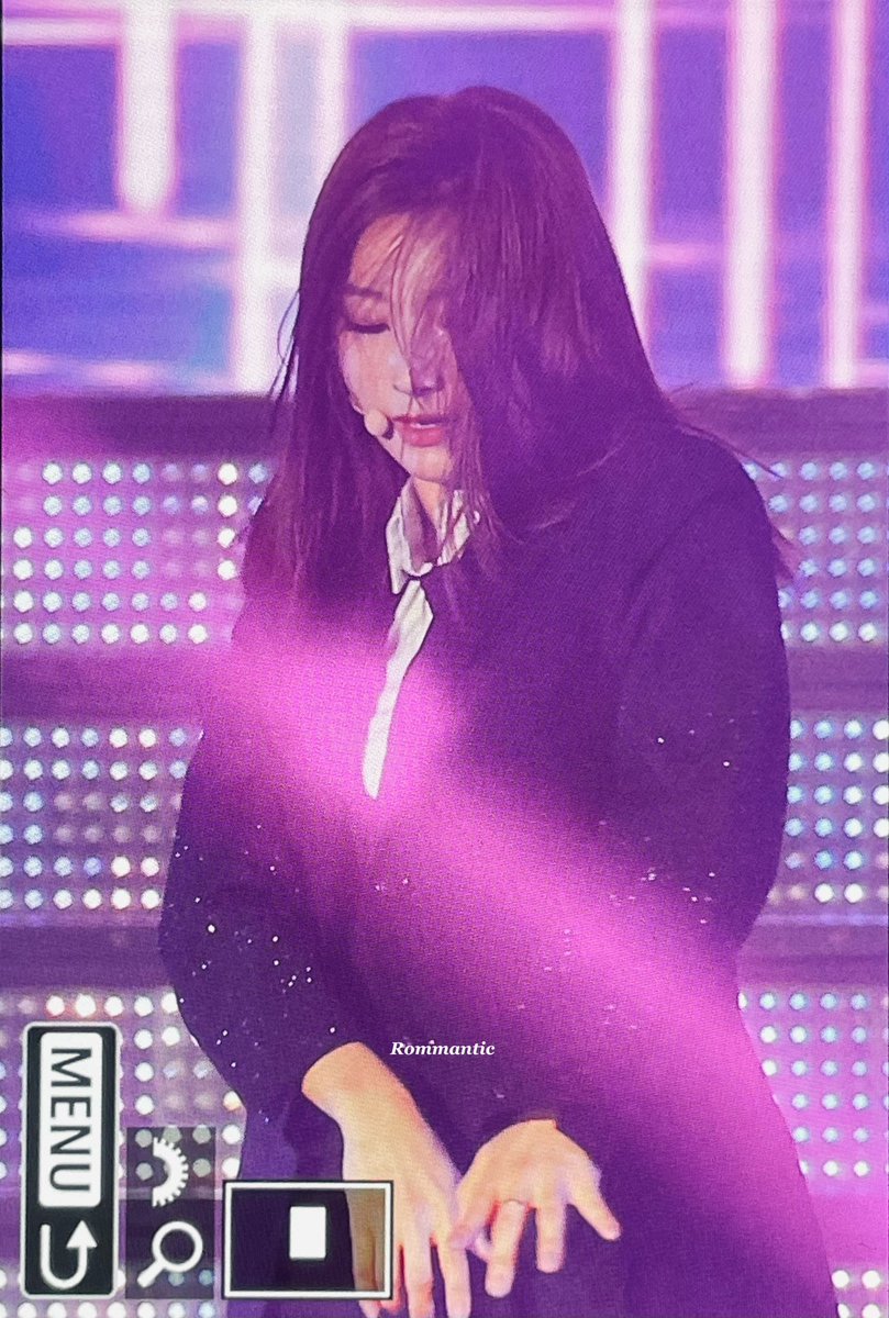 Rommantic0107's tweet photo. 221002 새롬 
#새롬 #이새롬 #Saerom
#프로미스나인 #FROMIS_9 https://t.co/47nsUzLjar