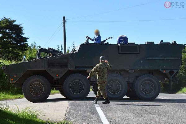 改めて比べると機動装甲車とMAVって似て非なるものなんだなと。車体サイズも地味に機動装甲車のほうがデカい。 
