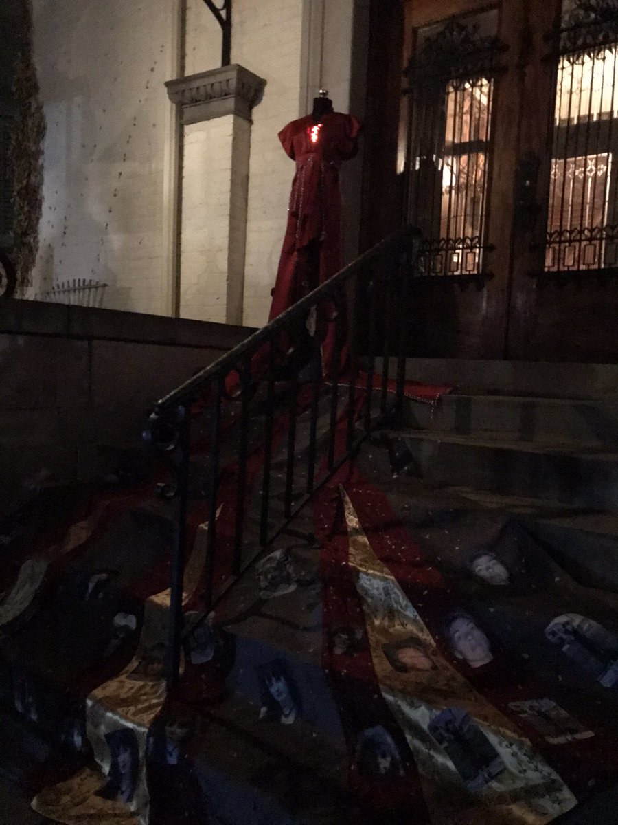 MaryLisaRicardo's tweet photo. “Undeveloped” by @G_Lippa and “Undeveloped 2” by @tagcreates both deeply reflective dystopian installations from @onepathToronto that lit up #spadinamuseum tonight! #nbTO22 #nuitblancheto @nuitblancheTO @TOHistory https://t.co/exLsw4H5l2