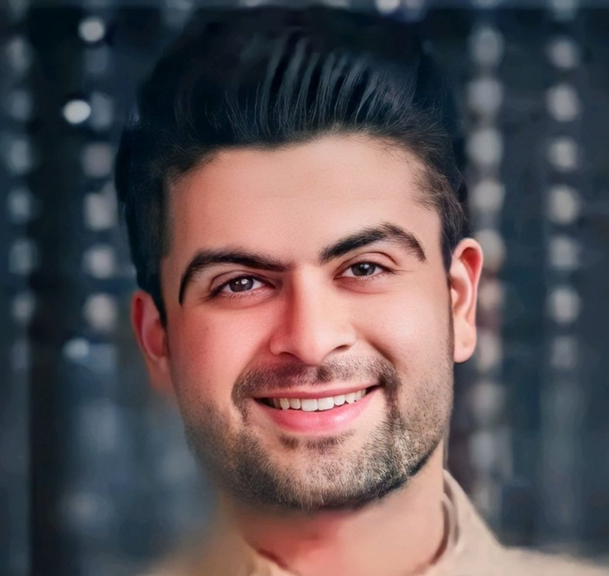FahadAli_Faadii's tweet photo. مسکراہٹ اچھی ہے ..🖤
سارے دکھ چھپا لیتی ہے..🤐🥀
#AhmedShehzad #WeSupportAS
@iamAhmadshahzad ♥️♥️♥️ https://t.co/osht1cQV4M