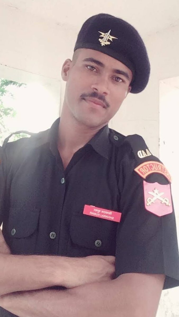 drashwathcn's tweet photo. ಪಂಜಾಬನಲ್ಲಿ ಕರ್ತವ್ಯ ನಿರ್ವಹಿಸುತ್ತಿದ್ದ ವೇಳೆ ಅಪಘಾತಕ್ಕೊಳಗಾಗಿ ವೀರಮರಣ ಹೊಂದಿದ ಹಾವೇರಿ ಜಿಲ್ಲೆಯ ಶೀಲವಂತ ಸೋಮಾಪುರದ ವೀರ ಯೋಧ ಶಿವರಾಜ್ ಅವರ ಆತ್ಮಕ್ಕೆ ಶಾಂತಿ ಸಿಗಲಿ, ಅವರ ಕುಟುಂಬದವರಿಗೆ ಈ ದುಃಖ ಭರಿಸುವ ಶಕ್ತಿ ದೊರಕಲಿ ಎಂದು ಭಗವಂತನಲ್ಲಿ ಪ್ರಾರ್ಥಿಸುತ್ತೇನೆ. https://t.co/nXEDXrq4rd