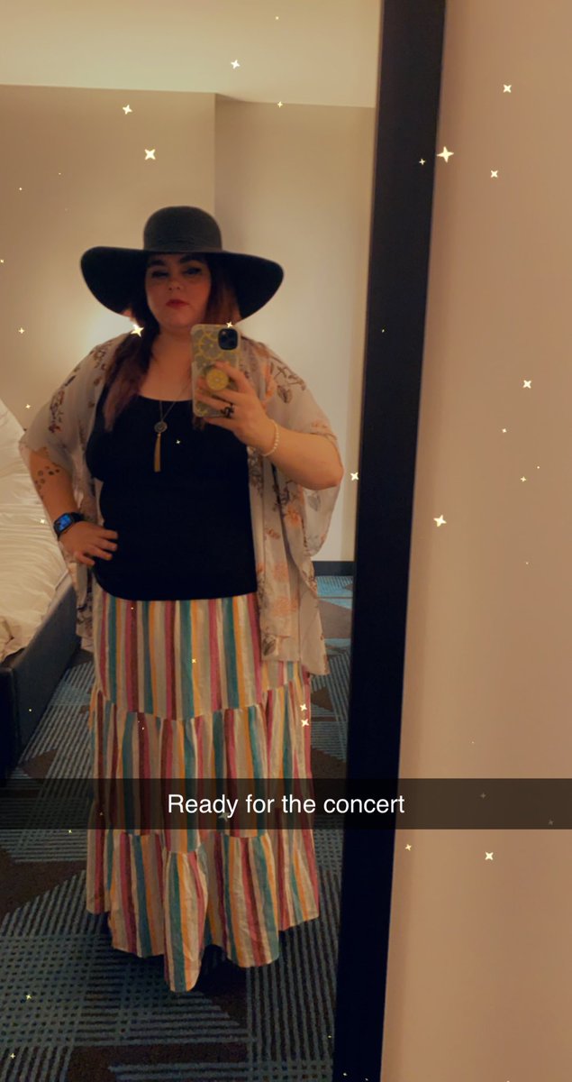 Welldweller's tweet photo. Also really love my outfit for said concert though I did ditch the hat in fear Id block someone’s view. But my zebra stripes chewing gum colored maxi skirt is the cutest https://t.co/UQBwpMsfuP