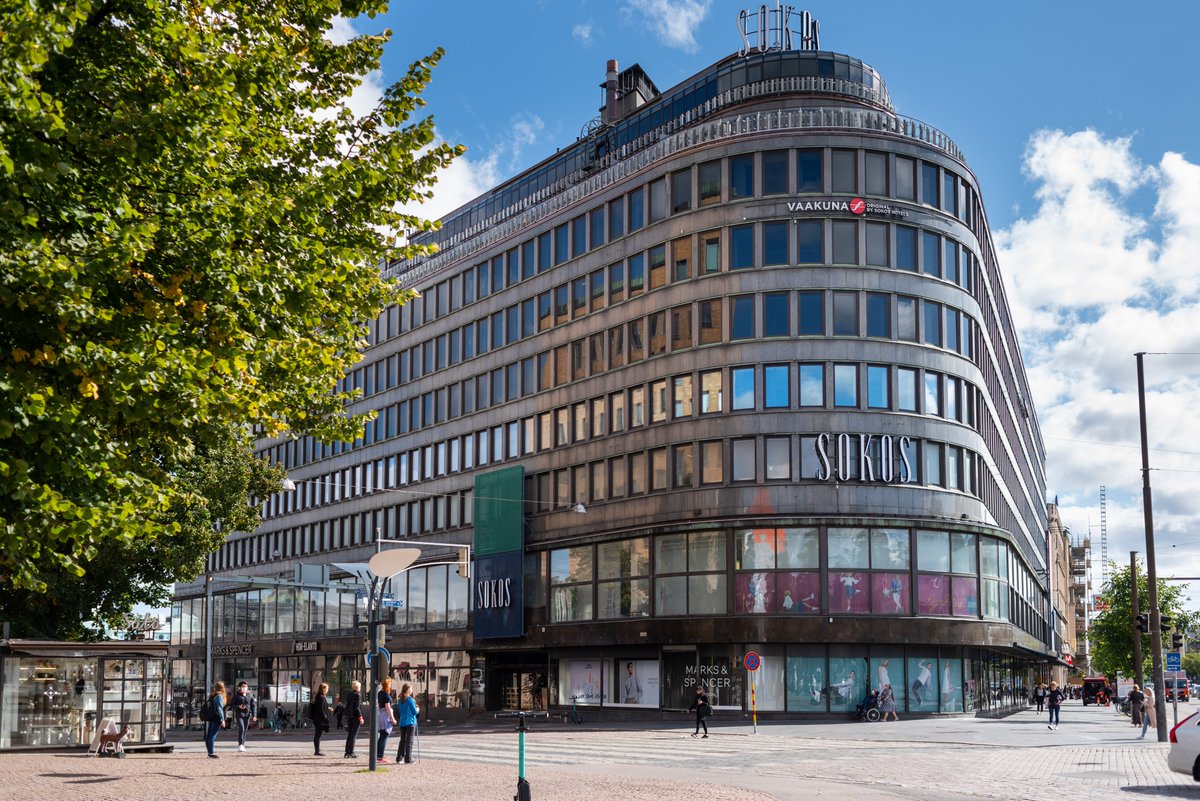 HOKElanto's tweet image. Sokos Helsingin tavarataloa ei avata sunnuntaina 2.10. 

Tulipalon aiheuttaman savuhaitan poisto on vielä kesken, eikä tavarataloa voida avata. #3plus1 -kampanjaa on päätetty jatkaa kaikissa tavarataloissa, Emotioneissa ja verkkokaupassa 5.10. asti.