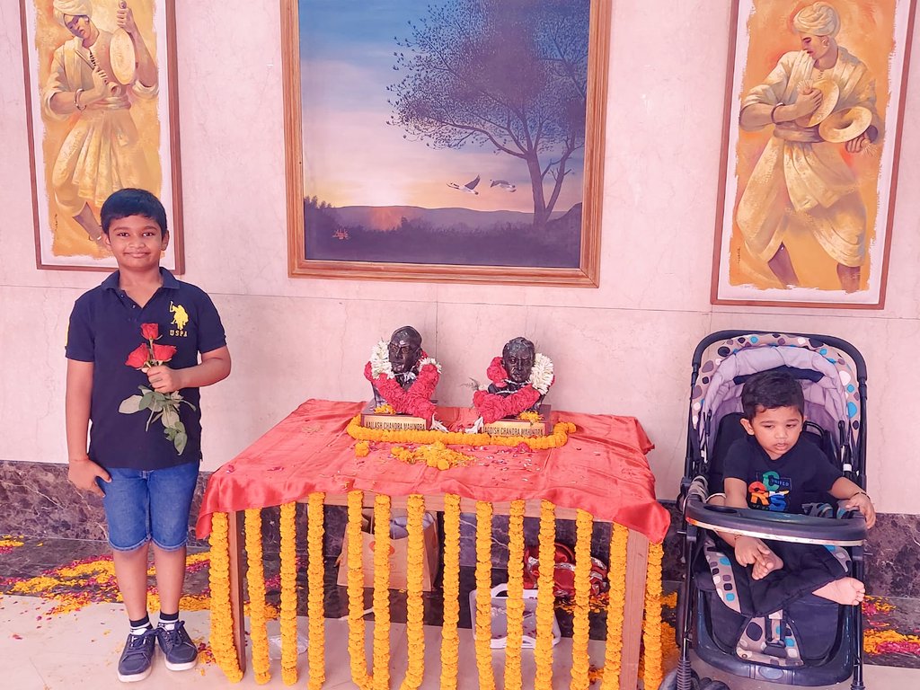 nandan142's tweet photo. Sir, @anandmahindra @Mahindra_Auto Proud to be part of Mahindra founders day celebration #Mahindrafamily https://t.co/7dwxeyZDP7