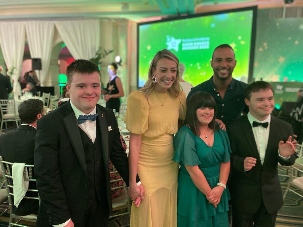 DSLimerick's tweet image. The DSL Youth Club might not have taken home the award last night but they had a fantastic night. And all of the celebrities wanted pictures with them! 

So proud of this group. An amazing achievement to get to the finals of @NationalLottery #GoodCausesAwards.