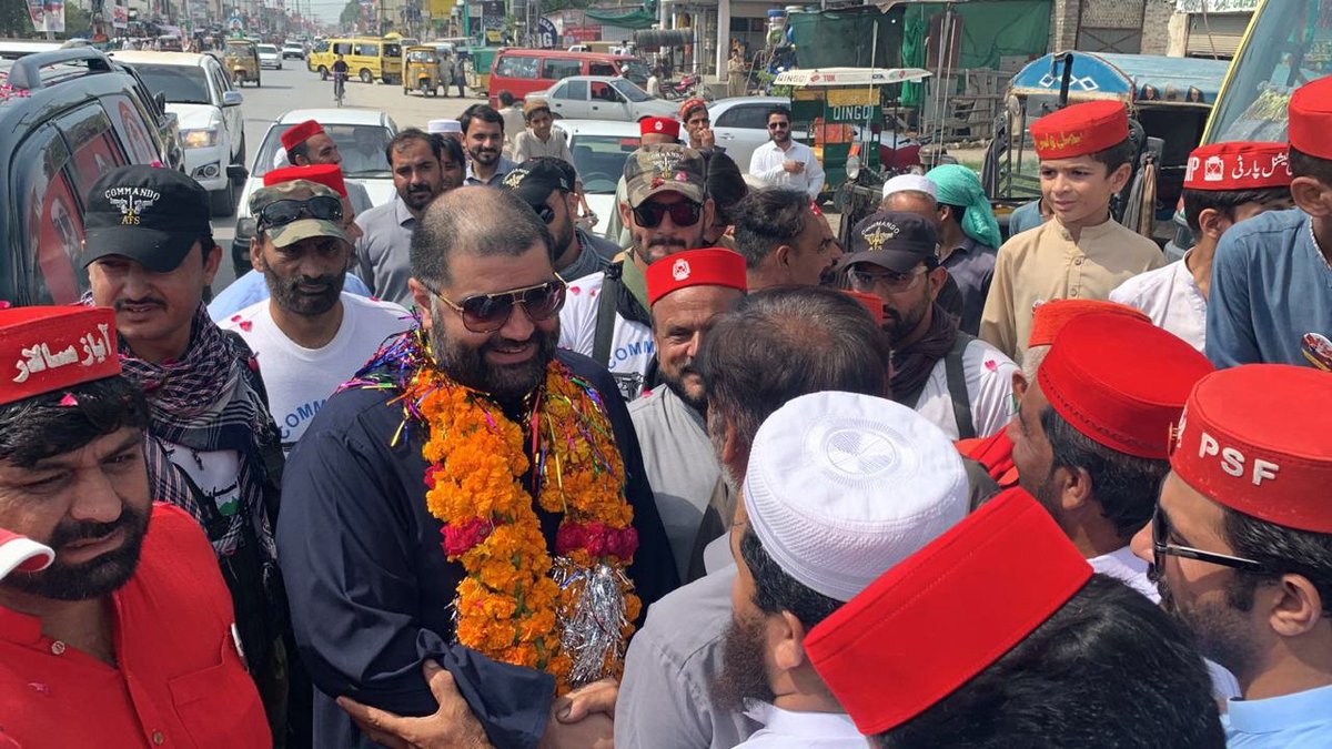 ANPMarkaz's tweet photo. این اے 24 چارسدہ، صدر اے این پی خیبر پختونخوا ایمل ولی خان کا دورہ ایم سی 4 چارسدہ، ذمہ داران و کارکنان صوبائی صدر ایمل ولی خان کا استقبال کررہے ہیں۔ رکن مرکزی کمیٹی قاسم علی خان محمدزئی، تحصیل جنرل سیکرٹری شہزاد الدین اور دیگر موجود ہیں۔

#Vote4ANP | #Vote4Laltain https://t.co/St2m4VRe2y