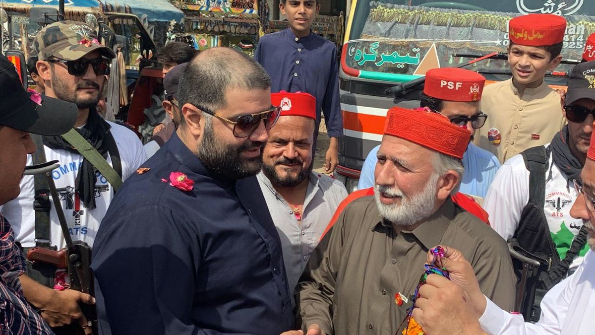 ANPMarkaz's tweet photo. این اے 24 چارسدہ، صدر اے این پی خیبر پختونخوا ایمل ولی خان کا دورہ ایم سی 4 چارسدہ، ذمہ داران و کارکنان صوبائی صدر ایمل ولی خان کا استقبال کررہے ہیں۔ رکن مرکزی کمیٹی قاسم علی خان محمدزئی، تحصیل جنرل سیکرٹری شہزاد الدین اور دیگر موجود ہیں۔

#Vote4ANP | #Vote4Laltain https://t.co/St2m4VRe2y