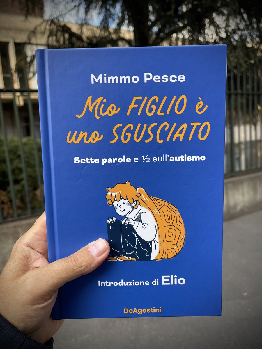RobertoBoffi's tweet photo. Ho letto “Mio figlio è uno sgusciato” che il mio amico @mimmopesce1 di @QSVS_Official ha dedicato al figlio Tommi. È un libro sull’autismo ma anche sull’amore per i figli. Importante la prefazione di @eelst pure lui papà di un ragazzo autistico. Un’opera preziosa, da non perdere. https://t.co/8HVULuUP4h