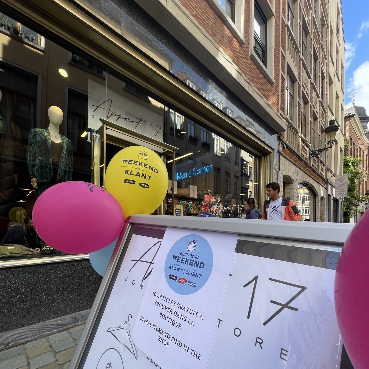FabianMaingain's tweet photo. Le #WeekendDuClient continue ce dimanche 02/10, avec des promos et des articles à gagner chez les commerçants près de chez vous 🛍️ https://t.co/4MqqAjnI6w