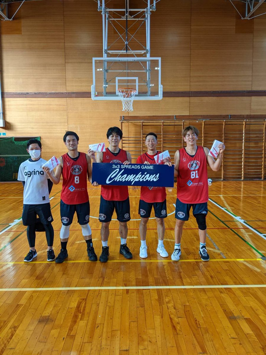 TOKYO_LEDONIARS's tweet photo. 〈3x3 Spreads Game Chiba試合結果〉

【Oct 1】
［○15-10 Win］vs.TOKYOVERDY 3X3
［●14-21 Lose］vs.HACHINOHE DIME
最終結果：予選敗退

【Oct2】
［○21-19 Win］vs.SHONAN SEASIDE
［○22-11 Win］vs.SBB
［○21-13 Win］vs. TOKYO DIME
［○21-19 Win］vs.Dominate
最終結果：🏆優勝🏆 https://t.co/js86I5bLC2