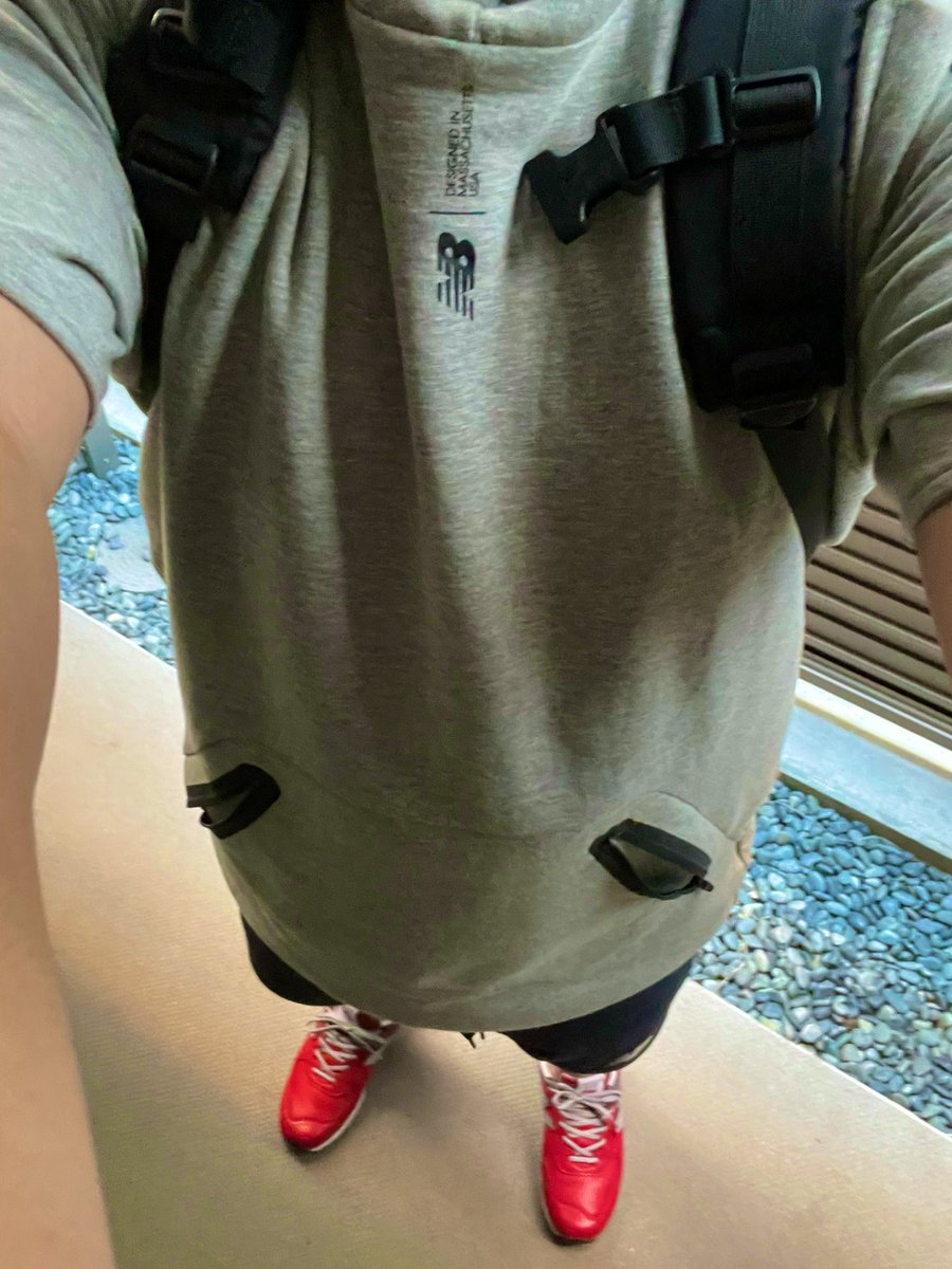 pakusako's tweet photo. 10月か…
今年の⛑は惜しくもBクラスで終了…
来年に向けて残り試合頼みます!
トレーニングで頭をリセット中…
#ニューバランス
#newbalance
#M576RED
#M576 https://t.co/8rh0HPoudn