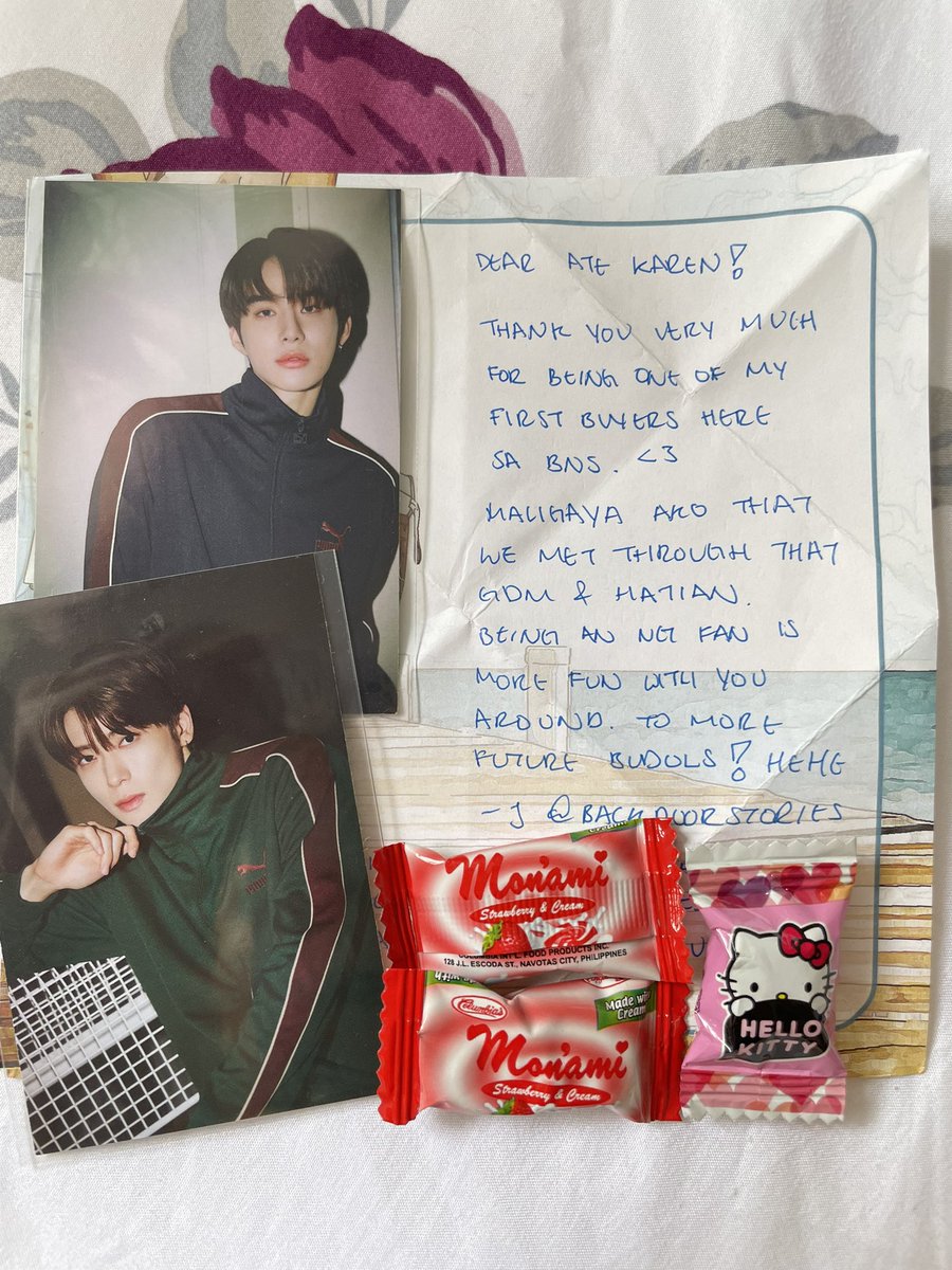 possmiope's tweet photo. Hi @BackdoorStories thank you so much J! Natouch naman ako sa dedication. Naalala ko tuloy nung kabataan ko hilig ko din mag send ng letters sa mga friends ko ngayon di ko na alam sasabihin kaya puro thank you card nalang 😂

Secured packaging and fast shipping
 #notedwiththanks https://t.co/vmiFOFy4IB
