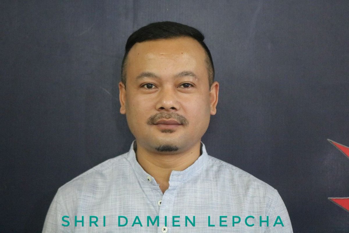 apuwjarunachal's tweet photo. Congratulations to Shri @DamienLepcha , Shri @Shonaam4 and Miss @droma_sangge for elected unopposed as new general secretaries of Arunachal Press Club, Arunachal Pradesh Union of Working Journalists and Arunachal Electronic and Digital Media Association. https://t.co/ISyEH0z8QL