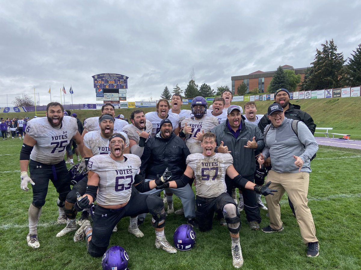 AT_Clarissa's tweet photo. I love this team. Both sides of the ball had to GRIND today. I am so FREAKING PROUD!💜  @YotesFootball https://t.co/8qu2PRTll6