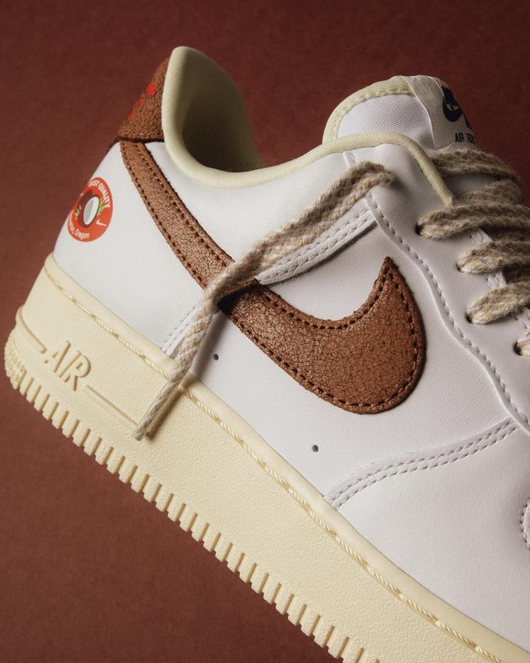 CaminoTV's tweet photo. La Nike AF1 "Coconut" 🥥

Lien https://t.co/oMD6wxsDt2 (140€) https://t.co/ugZ3ky2urr