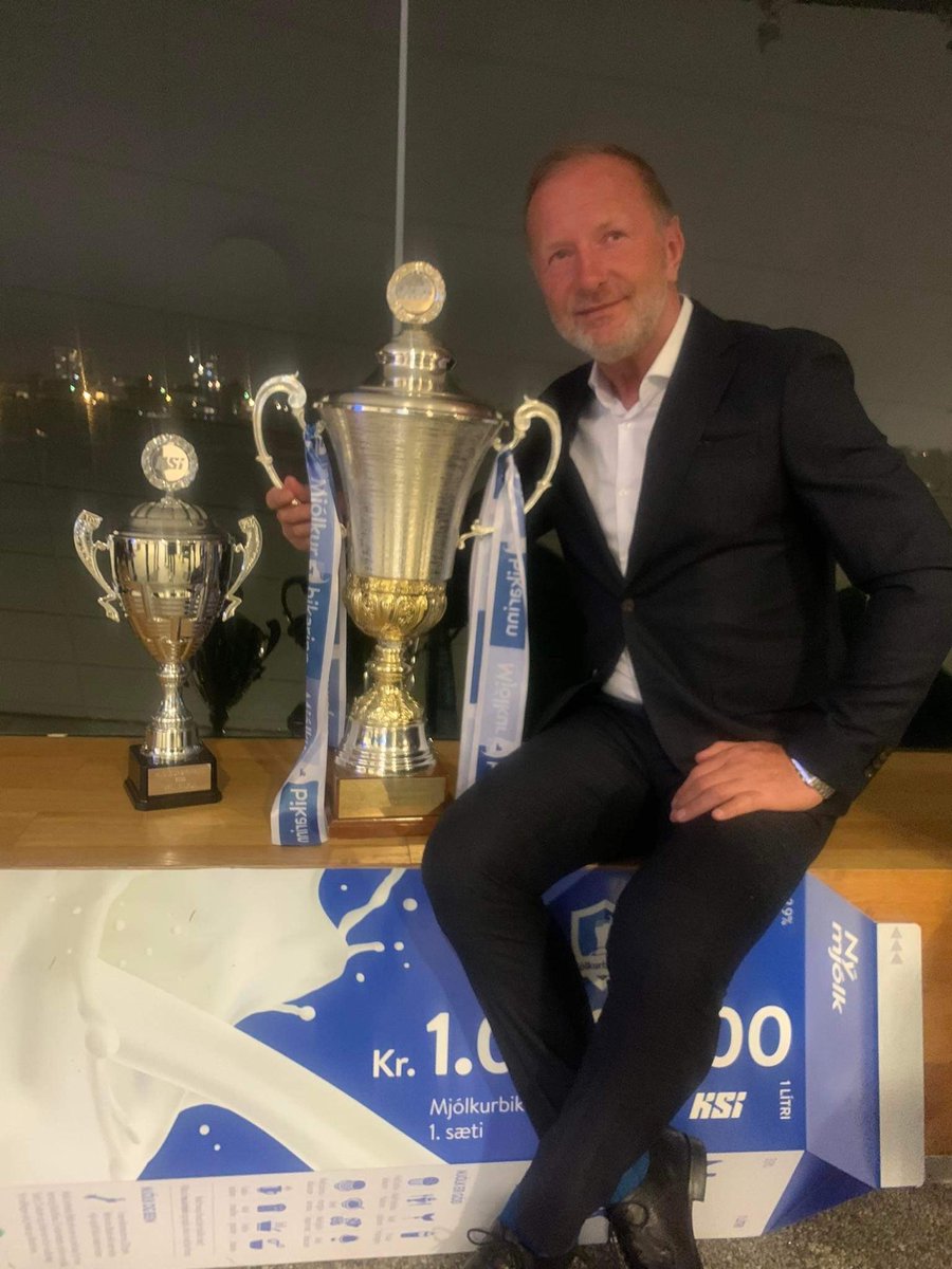 Góðan daginn málmóði faðir! 🏆🏆🏆 🔴⚫️