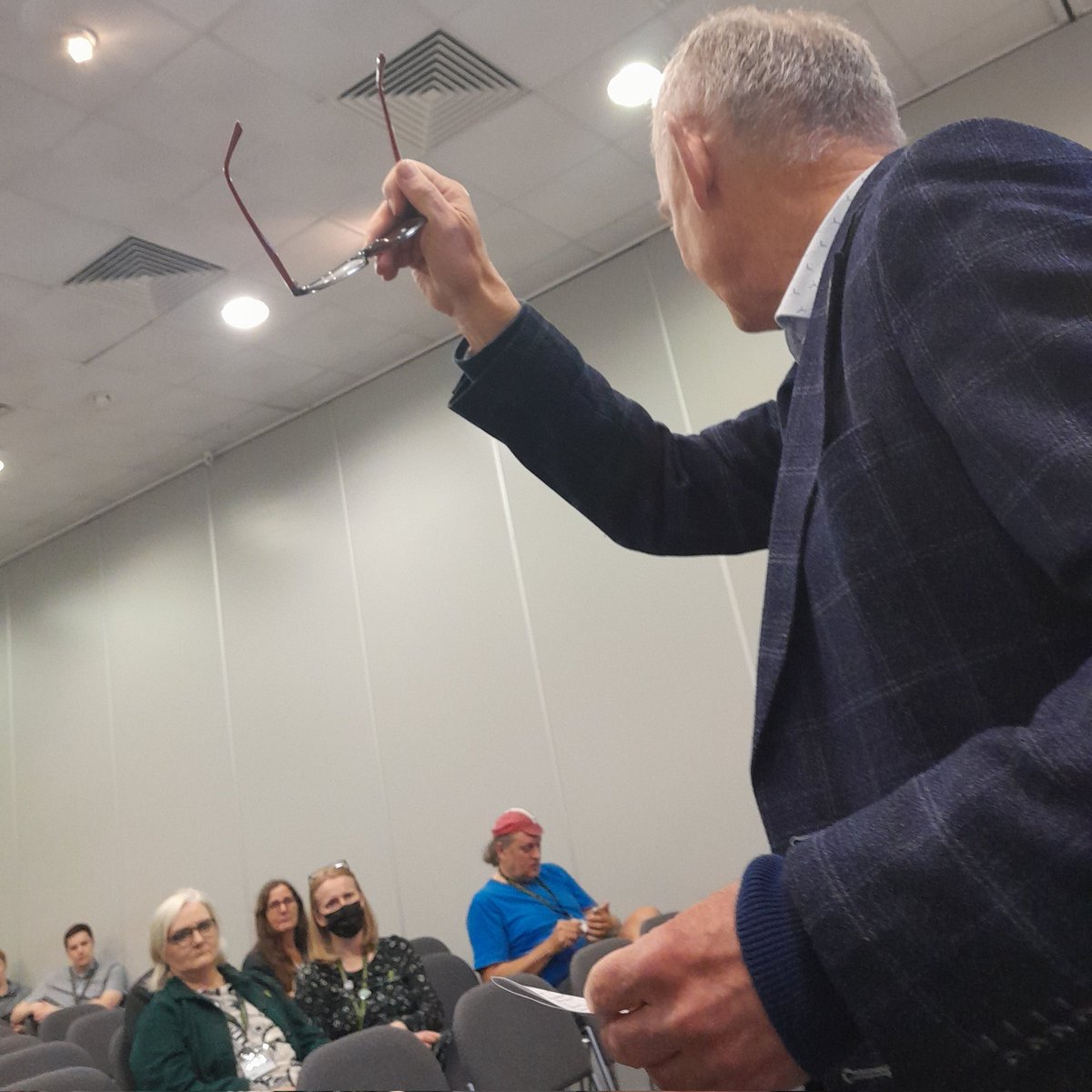 natalieben's tweet photo. #GPC22
Government consultations don't have an "I think this is all bleedin' stupid" column, says @VoteAndyBrown
Instead people are asked to choose "which of these bad options do you least hate". https://t.co/aCzVmgonLH