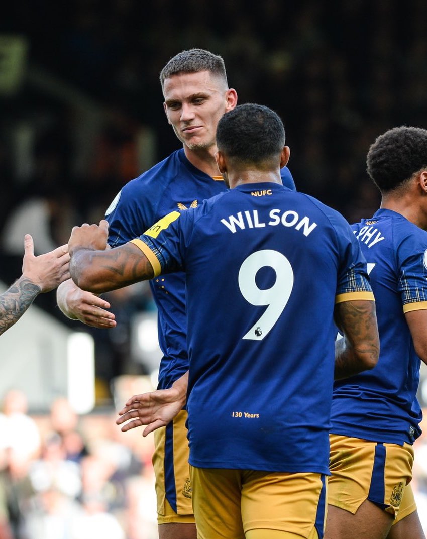 MozoFootball's tweet photo. 🇳🇱 Sven Botman was 100% in his aerial duel battles (3/3), ground duel battles (1/1) and successful tackles (1/1) made for Newcastle against Fulham. 

💪. #NUFC #NEW #FULNEW https://t.co/v8ChCqG3sM