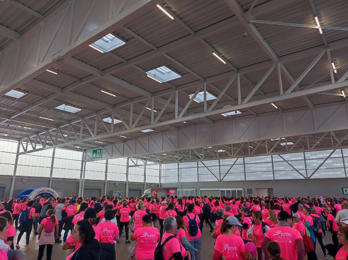 CH_HAUTANJOU's tweet photo. #OctobreRose2022
935 inscrits à la première Marche Rose !!
Objectif atteint : nous sommes donc plus de 1000 présents au service de la prévention et de la lutte contre le cancer du sein 👍👍 https://t.co/X32r4h0dGH
