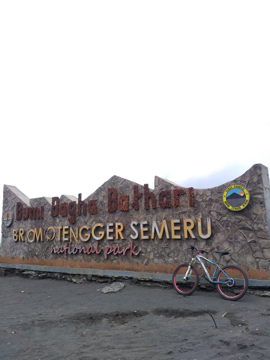 Panggil aja tweet media