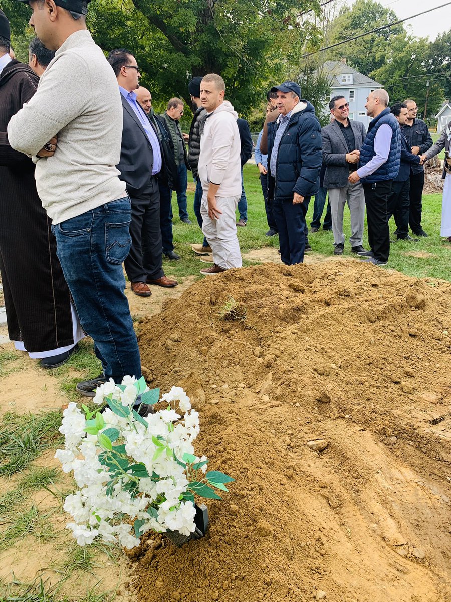 ImagineFurther's tweet photo. Photos from @Ahmed_AlShaiba funeral on Friday October 1st. The whole family is heartbroken, grieving and dearly misses him. https://t.co/uc3lZZwODA