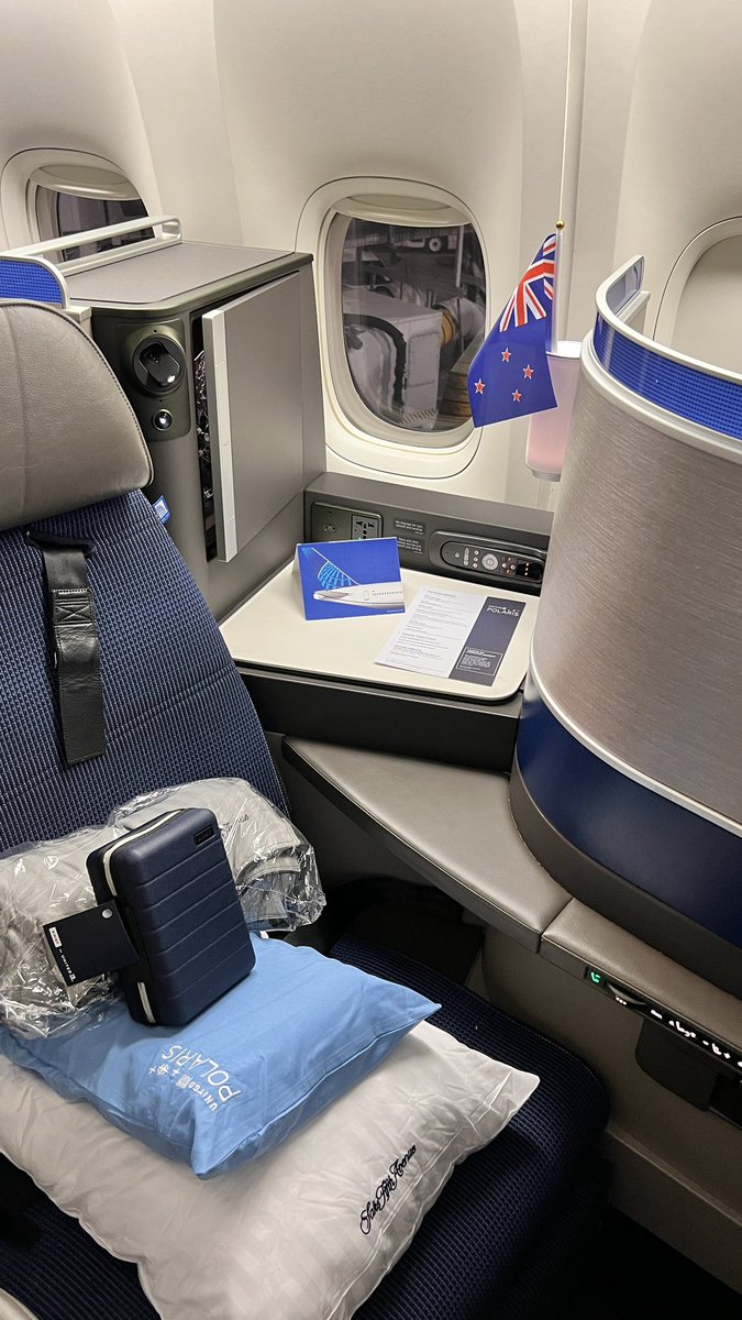 It’s great to be headed back to New Zealand! Today we re-launched our SFO-AKL route, and had a fantastic team on the ground and in the air! #BeingUnited #GoodLeadsTheWay