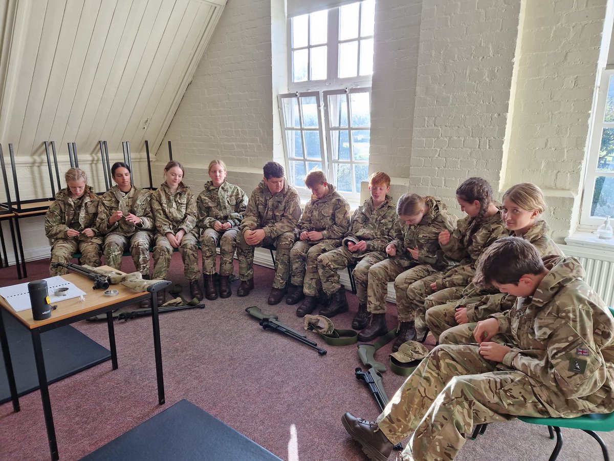 CCFRepton's tweet photo. Ex October Storm is underway!! Building the basics well!
#cadets #ccf #fieldweekend #areptonstory https://t.co/3WwVOPFOzL