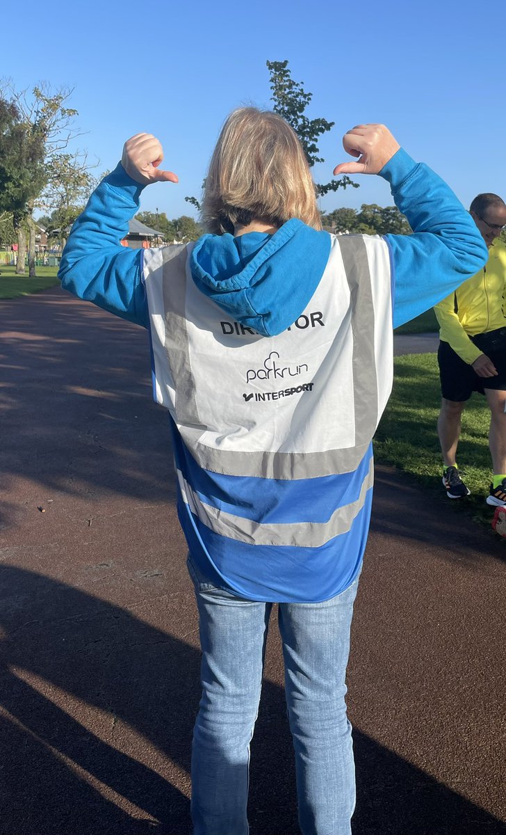 AliLysons's tweet photo. Should have taken my hoodie off!! #trainee #rundirector #widnesjuniorparkrun https://t.co/ZylkU1mL6N