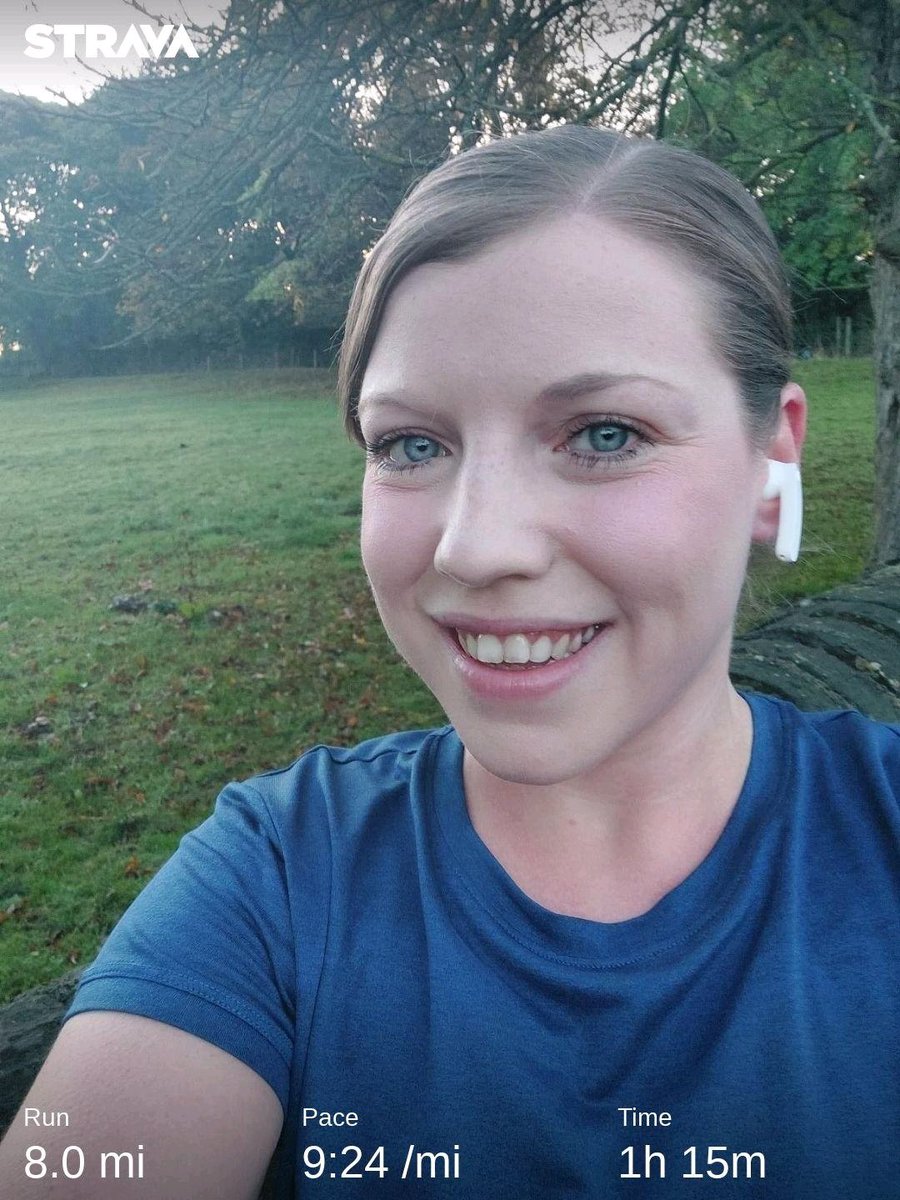 emmelinewd19's tweet image. 8 Mile Run! Lovely and fresh out ☀️ Now to watch London Marathon! Good luck to everyone racing 🤩 #running #runhappy @UKRunChat