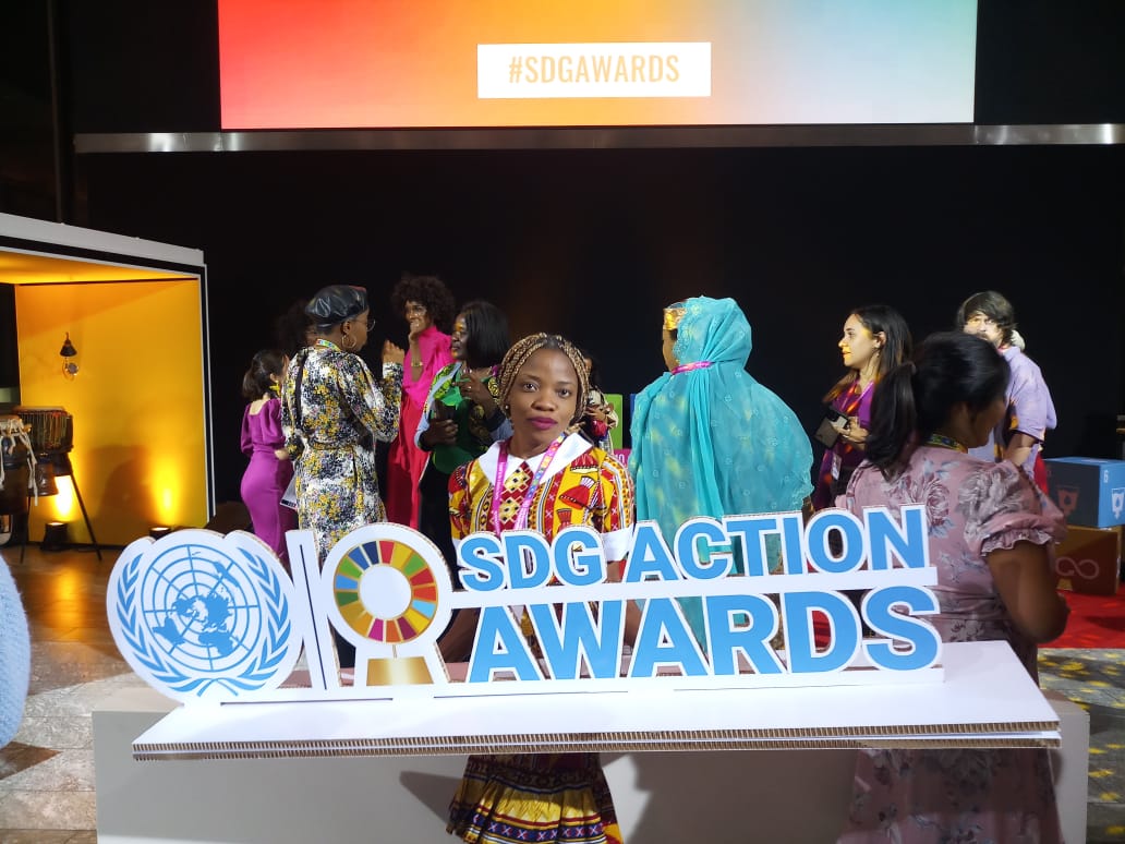 Chizoba_Nzeakor's tweet photo. According to the Director @SDGaction Marina Ponti, Sustainable solutions are only possible when minds are connected.
Had an amazing time at the United Nations SDG Awards Ceremony in Bonn, Germany.
#flipthescript @IYCM @UNFCCC @ZobaAdvisory #climateacton @COP27P https://t.co/6NIeP8bBrI