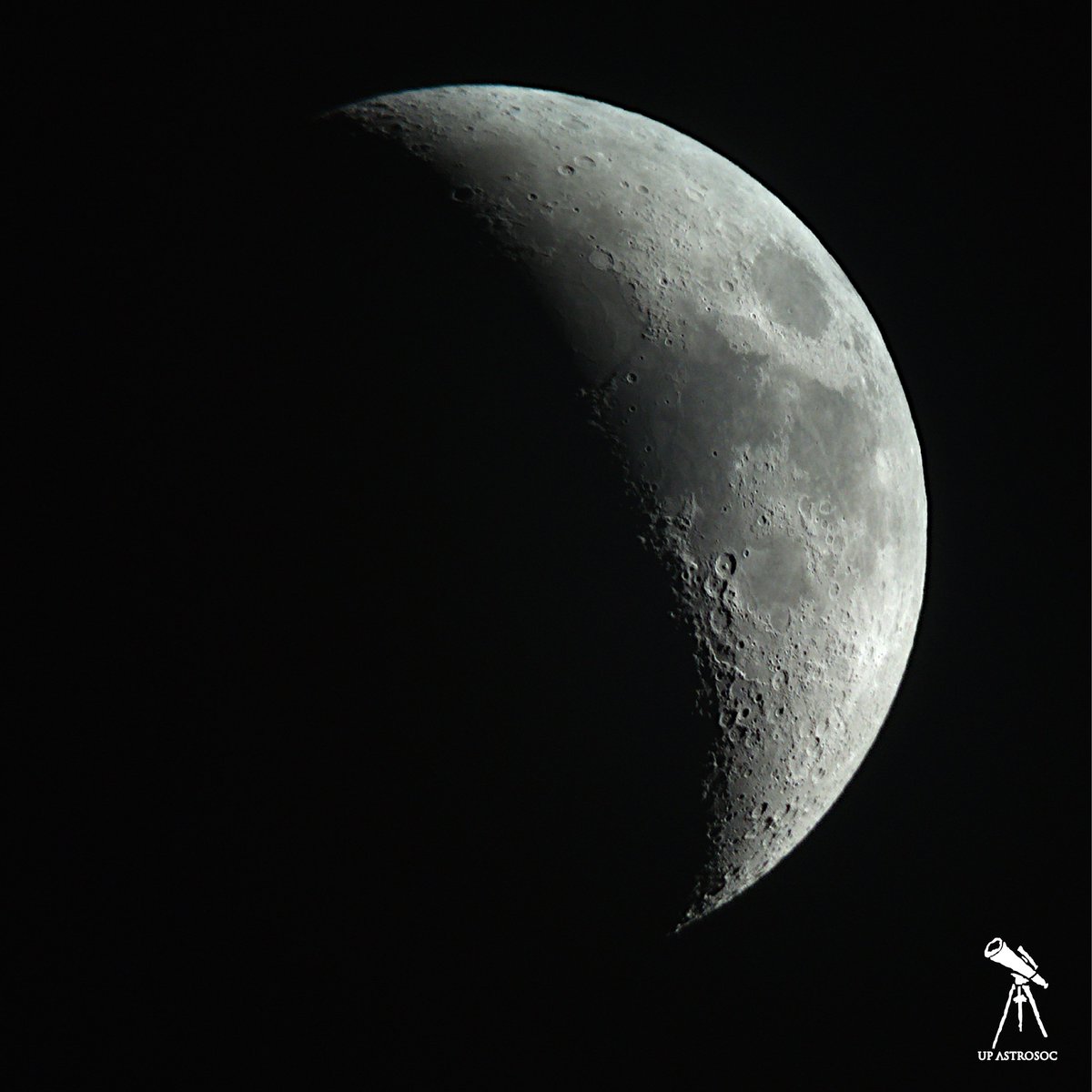 upastrosoc's tweet photo. To reminisce the events from the InOMN 2022 proper, let’s take a peek at the Moon captured by UP AstroSoc's resident photographer last night during the celebration. 🌙✨
Celestron C6 Newtonian, Samsung S8 Phone
Date & Time Taken: October 1, 2022 at 7:45 PM
#ReminiscingtheFuture https://t.co/icaYM6pVB8
