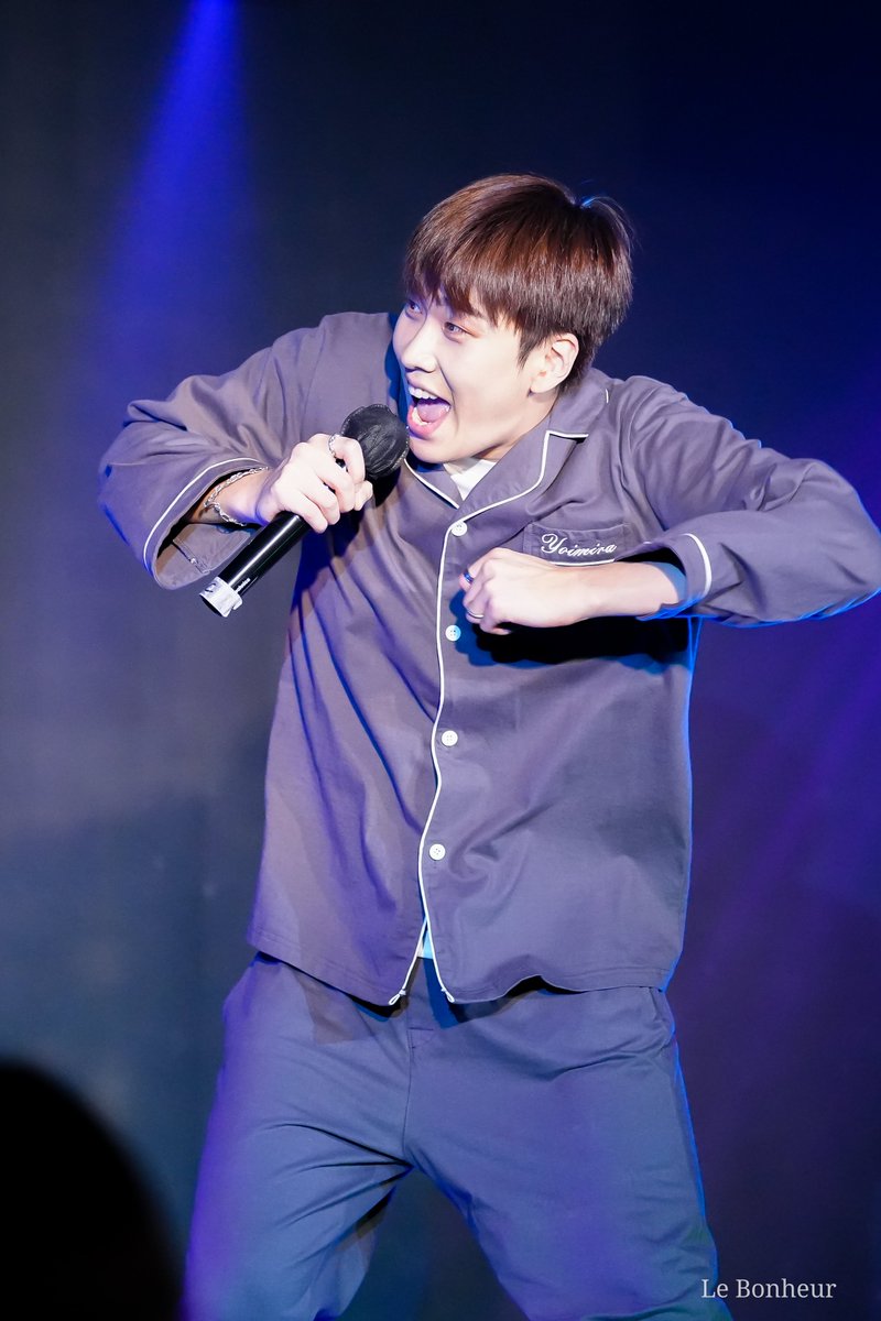 LeBonobono's tweet photo. 20220811 #BF JEONGMIN &amp; #HYUNSEONG JAPAN LIVE EVENT 'DUET' 
20:00 🎶📸

#ヒョンソン #현성 @HS_930609 https://t.co/B497Vdtoz2