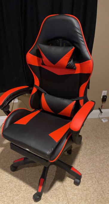 New slut chair&hellip;.😈 *oh* and for gaming also https://t.co/prt6GqUSEq<a href="/tag/gym"class="tags"><span>#gym</span></a><a href="/tag/boobs"class="tags"><span>#boobs</span></a>