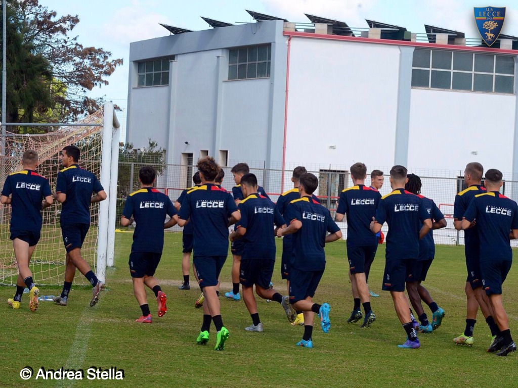 OfficialUSLecce's tweet photo. Il tecnico della Primavera 1 ha convocato i seguenti calciatori per la gara #UdineseLecce 6ª giornata di andata del campionato #Primavera1TIMVISION in programma lunedì 3 ottobre 2022 alle ore 12:30 pressoil “Campo Simonetti” di Gemona del Friuli
https://t.co/cFV0D0z5gY https://t.co/zDhJxbW6mt