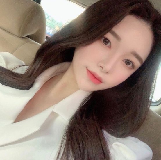 QuelciaC's tweet photo. 깊은 속얘기 공유할수 있는분 찾고 있어요^
#일탈 #맘눌뎀 #오프 #만남 #암캐  #섹트 #fwb #로망트 #딥스롯 #수치플 #걸레 #검스 #섹파 https://t.co/cXnyyifewp
