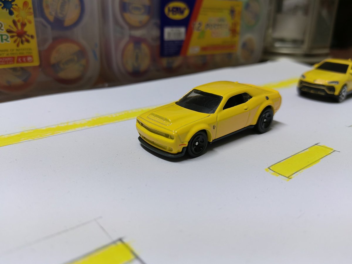 eugenerei_v's tweet photo. Yellow Army 1/3
Hot Wheels Car:
'18 Dodge Challenger SRT Demon Color Yellow
Photo Date of September 28, 2022 11:45 PM
09/28/2022 11:45PM
#hotwheels #yellowarmy #fcausllc #dodgechallengersrtdemon #hotwheelsdodgechallengersrtdemon #bestofseptember https://t.co/e99S0iwU5E