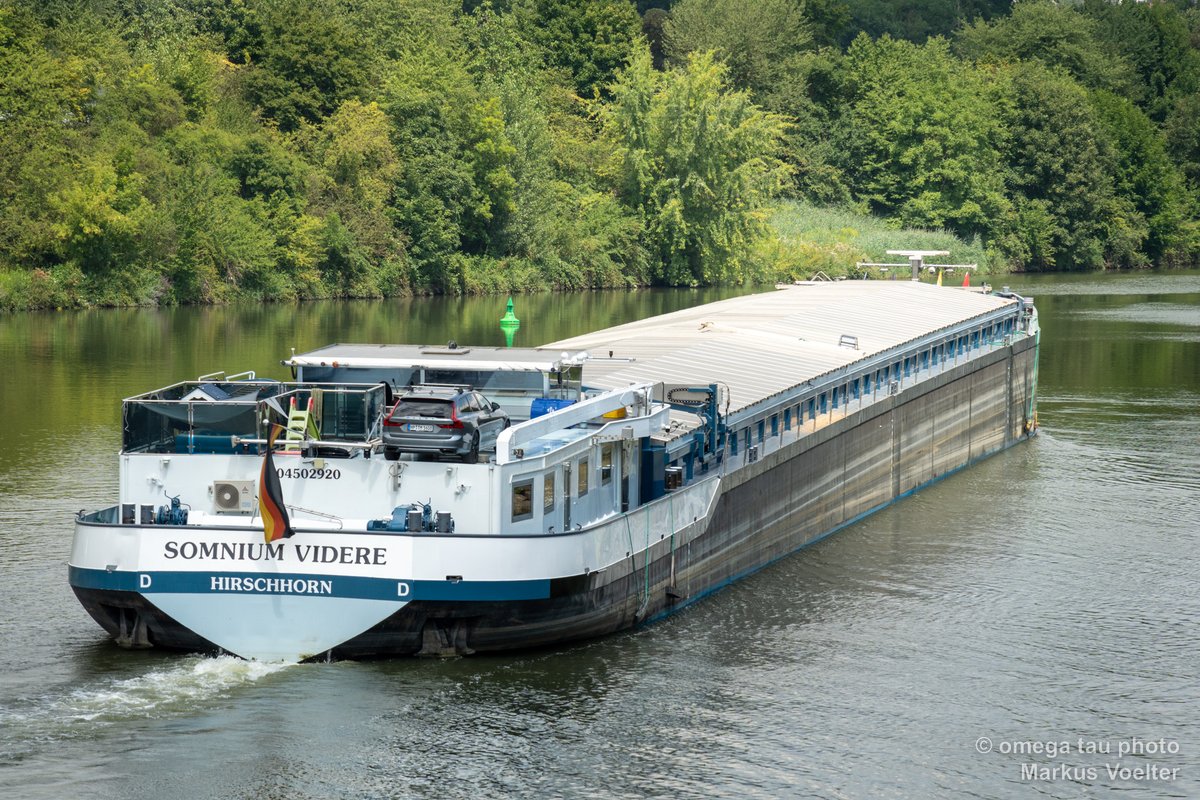 Eine neue Episode! Ich fahre ein Stück auf der Somnium Videre auf dem Neckar mit und spreche mit Tobias Bell über Leben und Arbeiten als Binnenschiffer:

omegataupodcast.net/394-binnenschi…