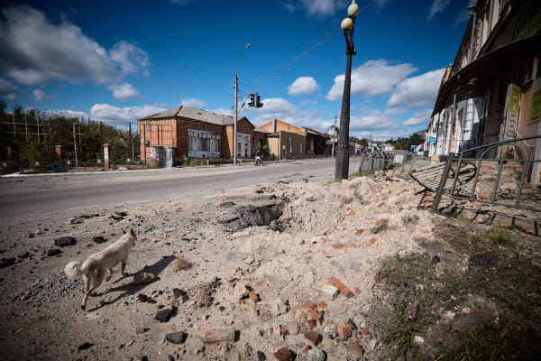 KHLIB_help's tweet photo. #Ukrainian Free #Kupyansk 
Kupyask was under occupation for 6 months. So people who live there now need our support!
#KharkivOblast #StandWithUkraine️ #Ukraine 
#Volunteers #Volunteer #KHLIB #Volunteering https://t.co/g2oXb33TtY