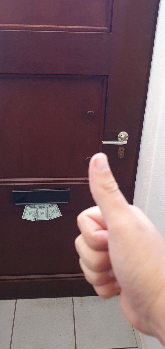 ContentDelta's tweet photo. Kaching! So that's how this #GhostHunting malarkey works!
Thanks #Phasmophobia for teaching me the true ways!
#Bone #GhostMoney #Spooktober #HappyHalloween @KineticGame #HorrorCommunity https://t.co/ntDIG8ybnW