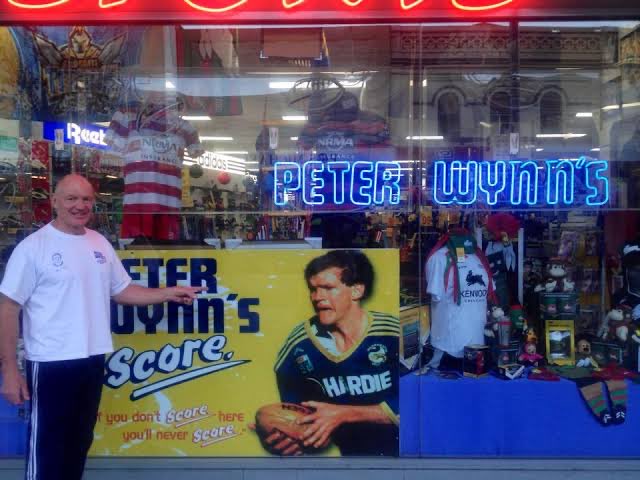 angusbazooka's tweet photo. Maybe Peter Wynn can open up his store so parra can score #penparra https://t.co/b3g2OPwb72
