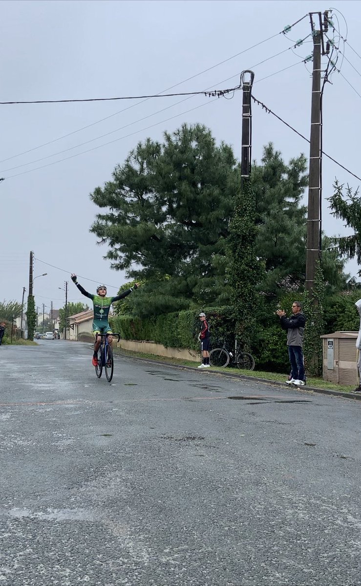 HDuclosLassalle's tweet photo. 2eme victoire de la saison pour Hugo. Bravo mon fils. #papafier #usvc https://t.co/rDEwrrVnzS