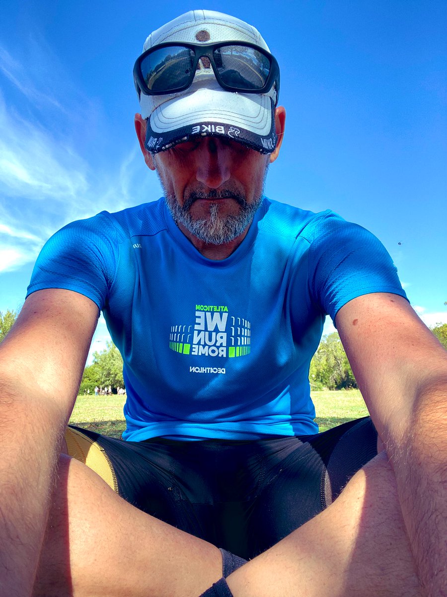 772master's tweet image. Quando la corsa ti ricorda che sei vivo e basta quello per essere felici #running 🏃🏻 #21km