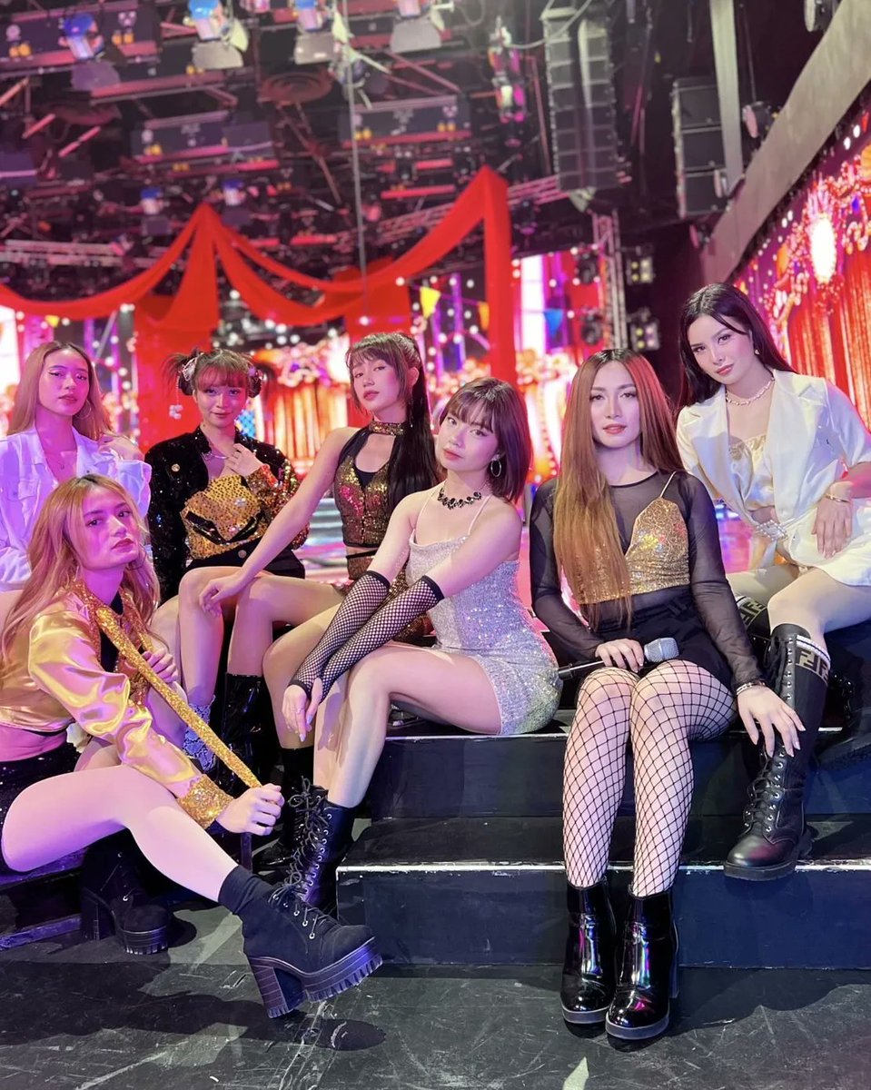 mnl48official's tweet image. [ #MNL48 on ASAP Natin To ] 

Thank you for watching MNL48's Prod on ASAP Natin To! 

Here's some photos of them backstage! 

Thank you for spending your afternoon with us! 

Have an enchanted weekend!

#MNL48 #MNL48AsapEnchantingParty