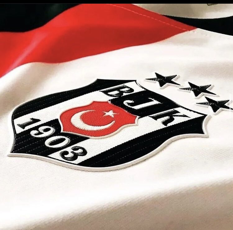 glcan19031's tweet photo. Bugün günLerden Beşiktaş’m. 🦅 

#BeşiktaşınMaçıVar https://t.co/grQRN69whn