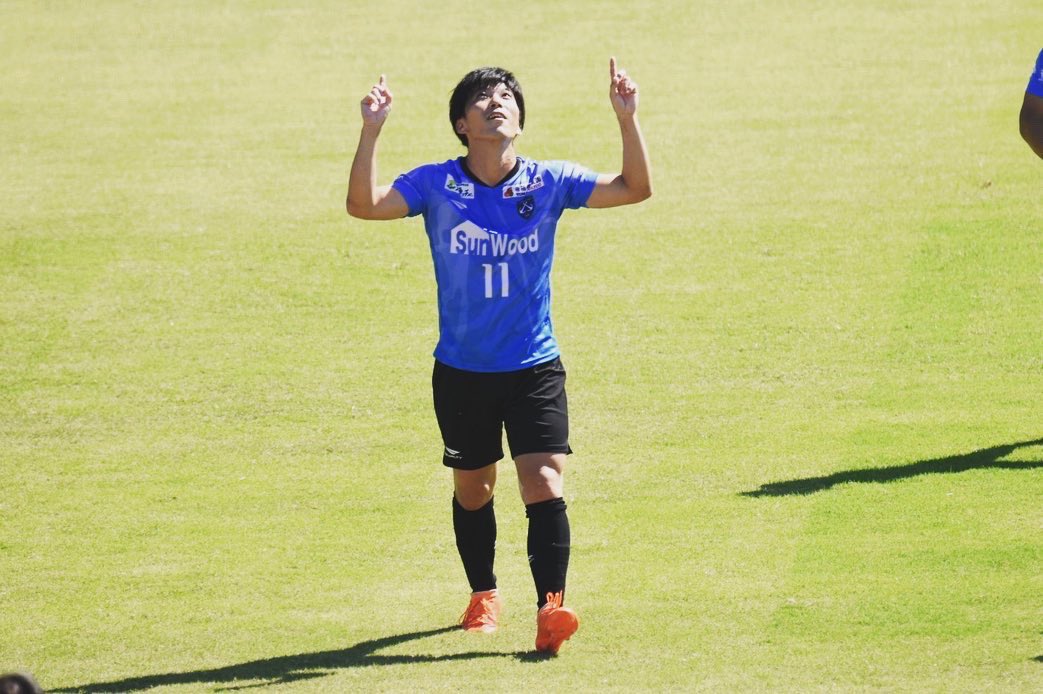 NaokiMano's tweet photo. 勝利
ゴール
アシスト

まだまだ高めて成長。
サッカーを楽しんで
魂込めて全力で

今日も熱い応援有難うございました🙇‍♂️⚽️🔥

#SS伊豆
#地域リーグ
#勝利
#魂込めて全力で
#常に共に

https://t.co/V2gmi2McQ9 https://t.co/jCacodcpEY